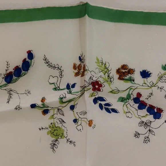 Vintage Charming Floral Print Scarf with Green Border, Made In Japan - Picture 5 of 10